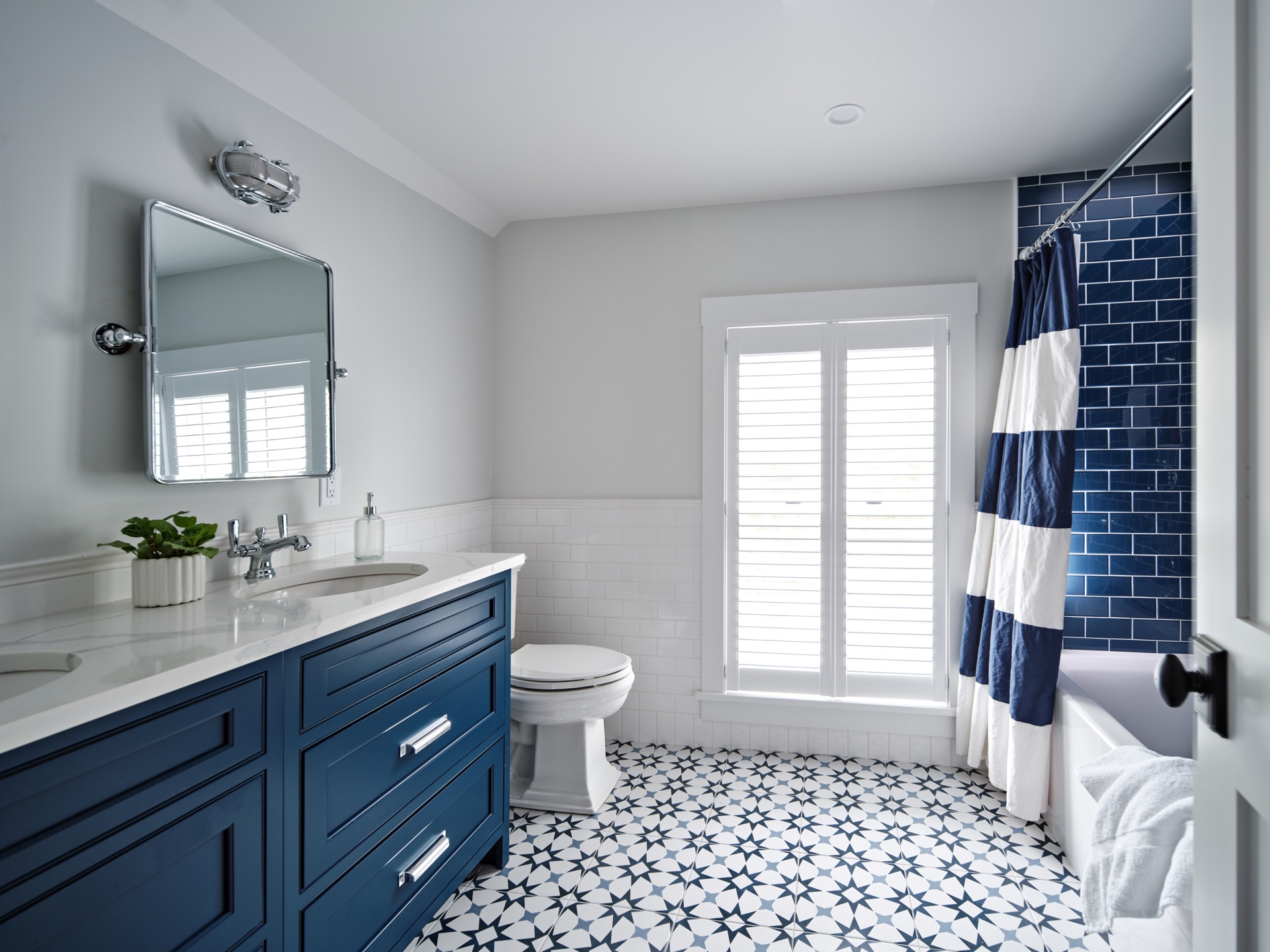 Bathroom Remodeling - MJ Nardone Building and Remodeling Cape Cod, image size:1920x1440